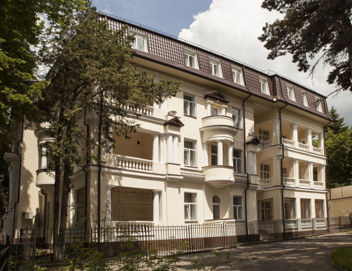 Внешний вид и территория - Санаторий «Белая Дача»